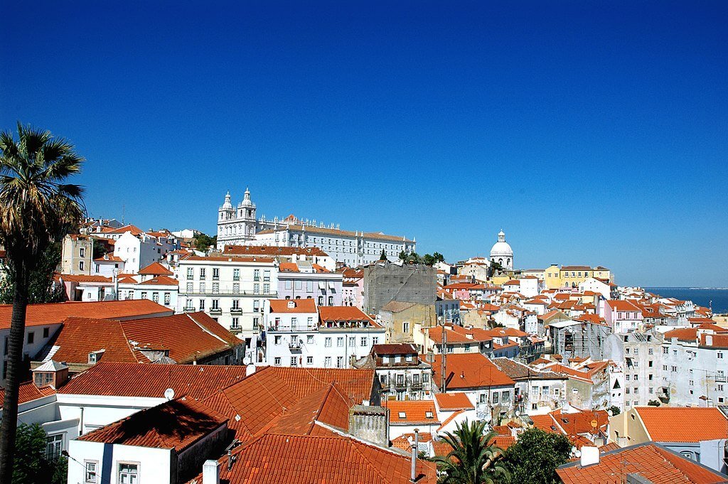 Alfama-District_Lisbon